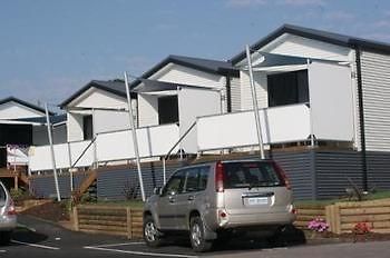 Bridport Bay Inn Exterior photo